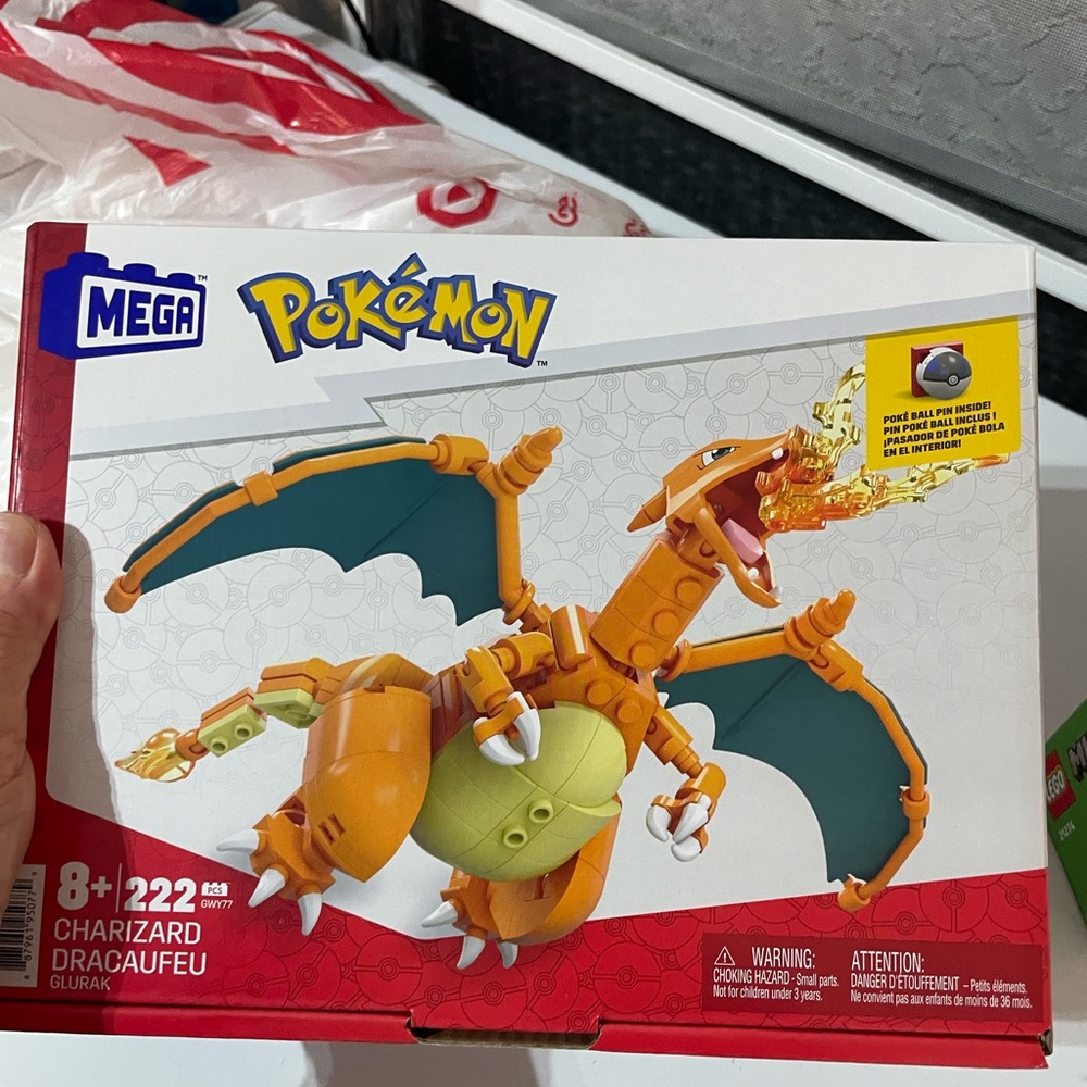 LEGO Minecraft and Pokemon Dungeon Set - Green, Blue, Black - Picture 6 of 6